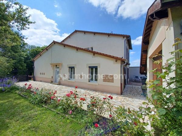 A VENDRE MAISON BOURGEOISE 4 CHAMBRES, JARDINS, GARAGE, SANS VIS A VIS!!