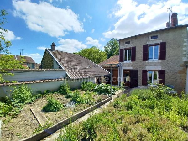 A VENDRE MAISON BOURGEOISE 4 CHAMBRES, JARDINS, GARAGE, SANS VIS A VIS!!