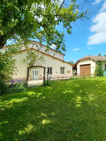 A VENDRE MAISON BOURGEOISE 4 CHAMBRES, JARDINS, GARAGE, SANS VIS A VIS!!