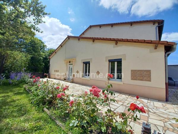 A VENDRE MAISON BOURGEOISE 4 CHAMBRES, JARDINS, GARAGE, SANS VIS A VIS!!