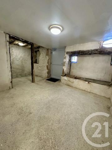 Immeuble à vendre  195 m 2   DOLE  - 39