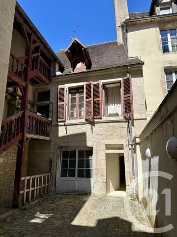 Immeuble à vendre  195 m 2   DOLE  - 39