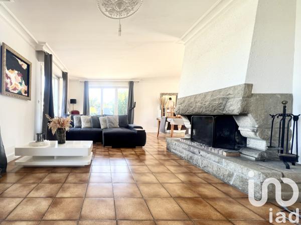 House for sale 10 rooms 197 m² Cesson-Sévigné
