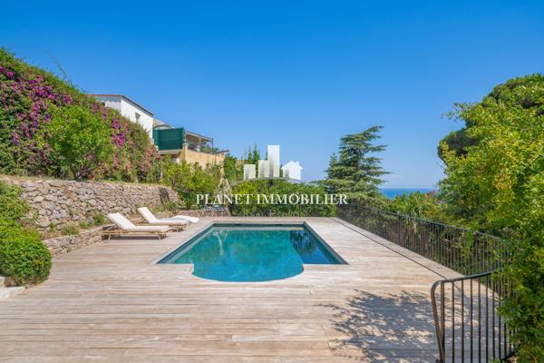 GOLFE JUAN - MAGNIFIQUE VILLA AVEC VUE MER PANORAMIQUE