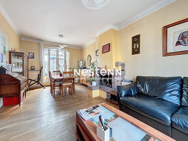 ISSY LES MOULINEAUX - Vente d'une maison en meulière avec jardin
