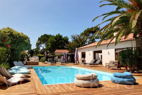 Maison à vendre avec piscine proche plage - Sainte Marie de Ré