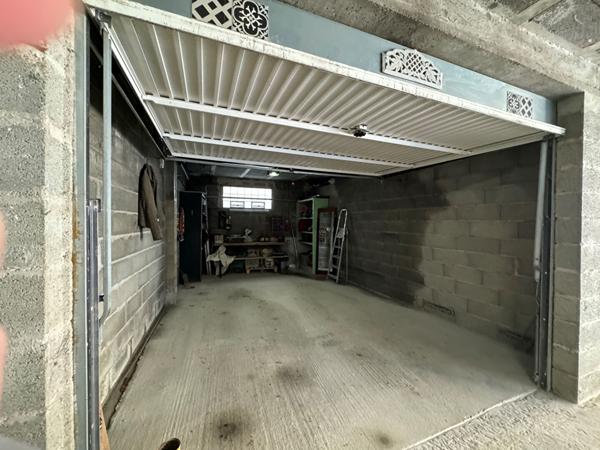 Garage de 25m² à louer sur L'Isle-Jourdain