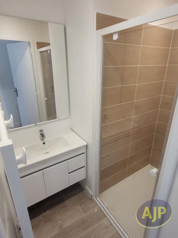 Location appartement Sainte Pazanne : 640 € - AJP Immobilier Sainte-Pazanne