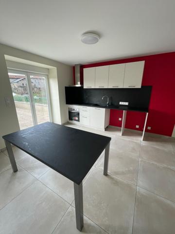 Appartement T3 au coeur de Saint-Jeures