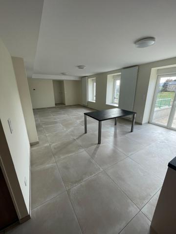 Appartement T3 au coeur de Saint-Jeures
