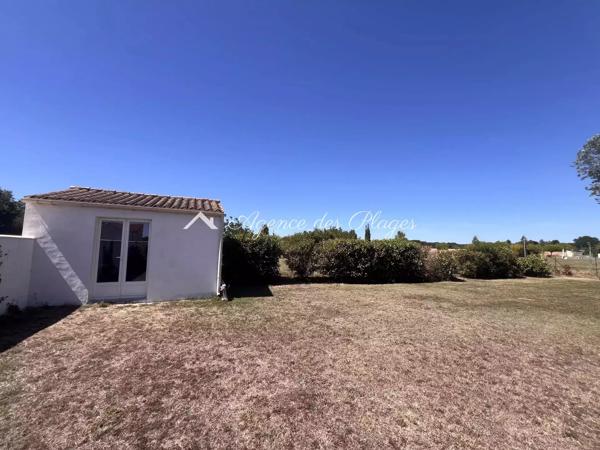 MAISON A CORME-ECLUSE