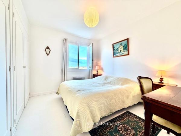 Villa avec piscine 6 pièces à vendre ARBONNE (64)