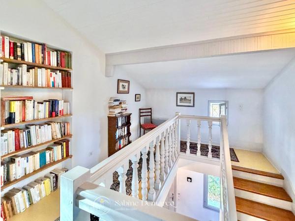 Villa avec piscine 6 pièces à vendre ARBONNE (64)