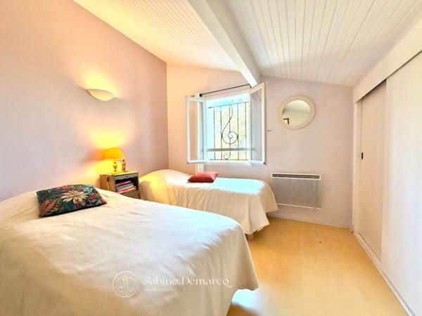 Villa avec piscine 6 pièces à vendre ARBONNE (64)