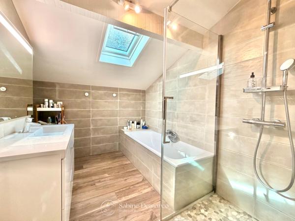 Villa avec piscine 6 pièces à vendre ARBONNE (64)