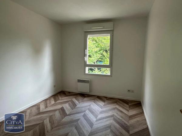 Appartement à louer 2 pièces 51.65m² Lens (62300)