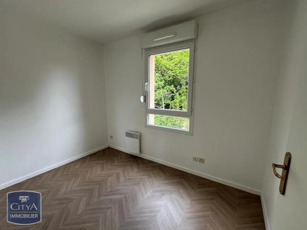 Appartement à louer 2 pièces 51.65m² Lens (62300)