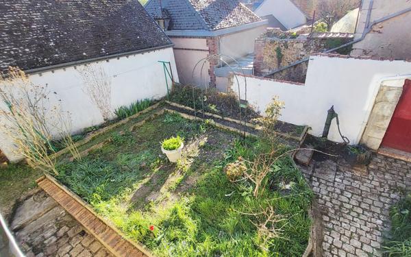Maison à vendre    4 pièces • 89 m2 Château-Renard
