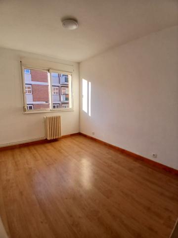Appartement T3 au 1er étage de 63m2