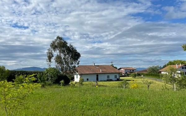Terrain à vendre    Saint-Pierre-d'Irube