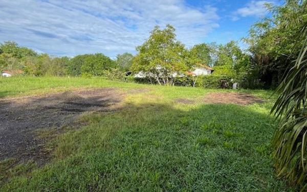 Terrain à vendre    Saint-Pierre-d'Irube