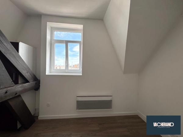 Studio dans un immeuble de caractère + Parking