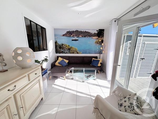 Appartement F3 à vendre  3 pièces - 55,01 m2 CAVALAIRE SUR MER - 83