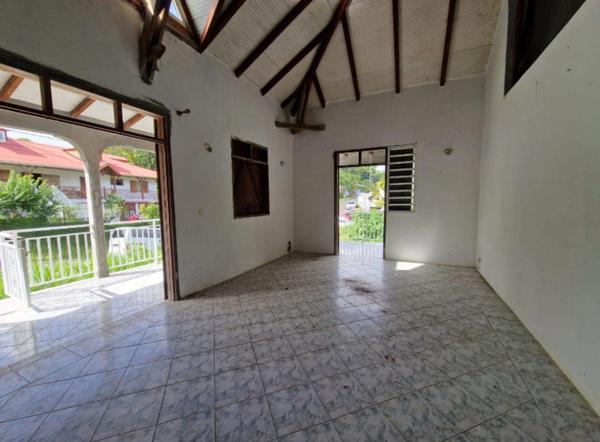 à vendre PETIT BOURG maison P4