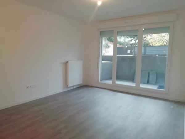 Appartement à louer 2 pièces 39.7m²
