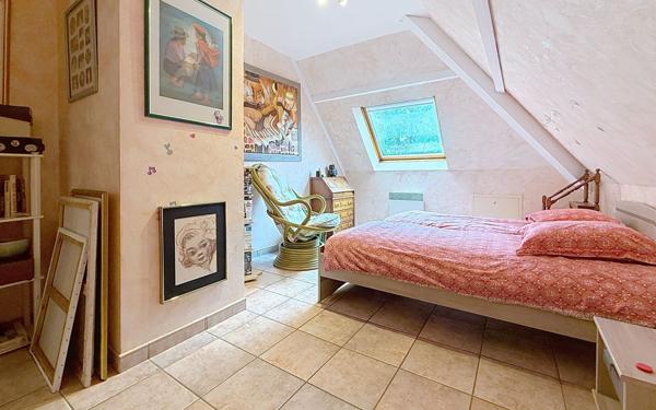 Maison à vendre    6 pièces • 266 m2 Lescar