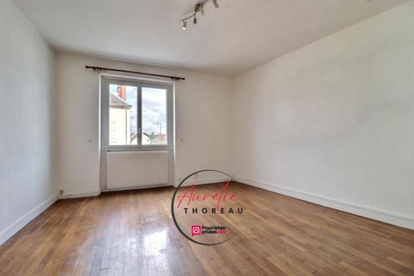 immeuble, 3 logements Artenay