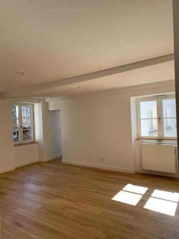 T4 DUPLEX