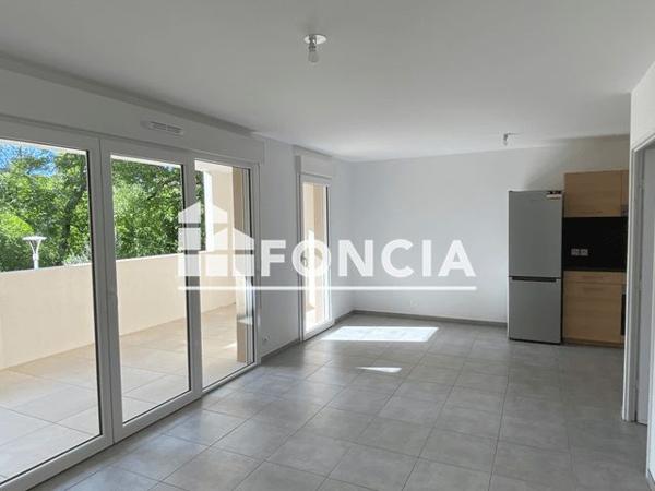 Location Appartement 3 pièces 63.3 m² - 614 CHEMIN DU PONT DES ILES Nimes 30000