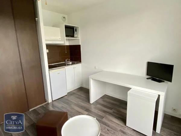 Appartement à louer 1 pièce 16.72m²
