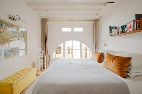 Appartement Paris 7 e - SAINT THOMAS D'AQUIN