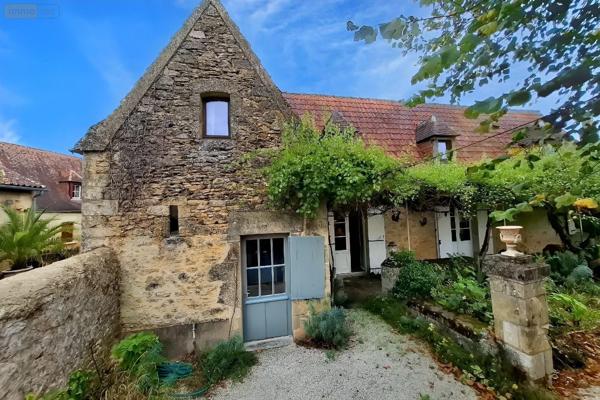 Maison de maître à vendre à Saint-Cyprien en Dordogne (24220), ref : 18113/136