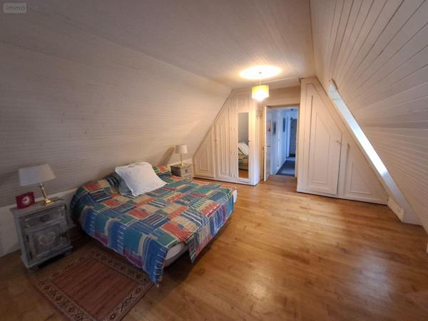 Maison de maître à vendre à Saint-Cyprien en Dordogne (24220), ref : 18113/136