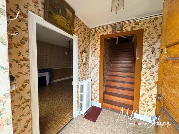 Immeuble à BLANZY, 71450 - 161m²