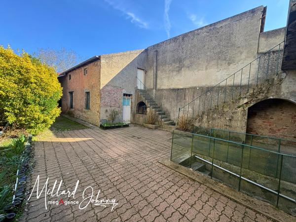 Immeuble à BLANZY, 71450 - 161m²