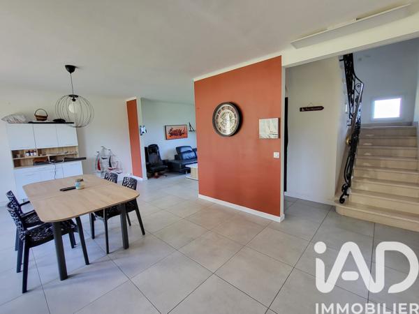 Maison à vendre 6 pièces 165 m² Plomeur