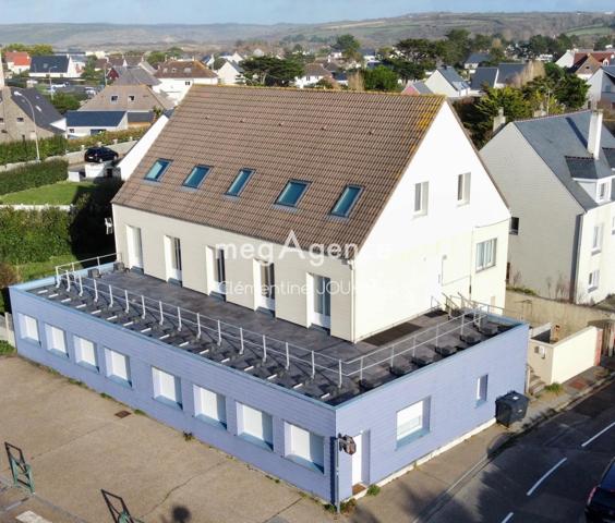 Appartement à SIOUVILLE-HAGUE, 50340 - 19 pièces 280m²