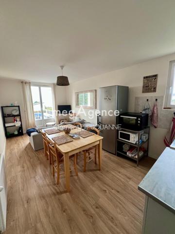 Appartement à SIOUVILLE-HAGUE, 50340 - 19 pièces 280m²