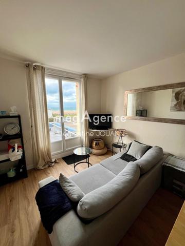 Appartement à SIOUVILLE-HAGUE, 50340 - 19 pièces 280m²