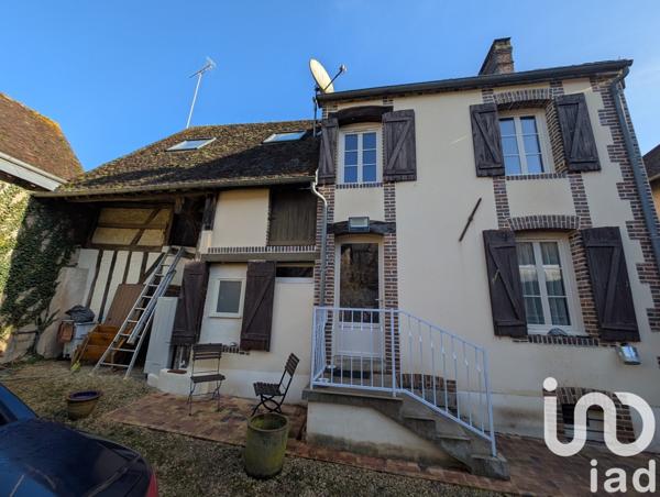Maison de ville 5 pièces de 111 m² à La Ferté-Loupière (89110)