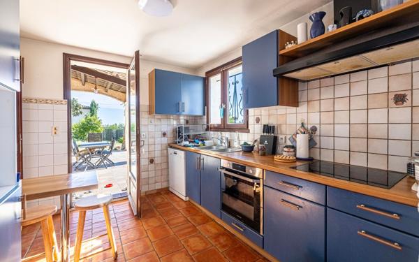 Maison à vendre    5 pièces • 146,47 m2 Nice