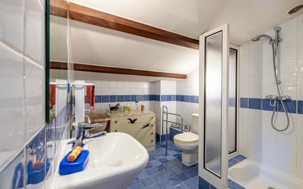 Maison à vendre    5 pièces • 146,47 m2 Nice