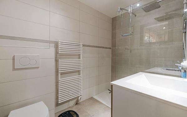 Maison à vendre    5 pièces • 146,47 m2 Nice