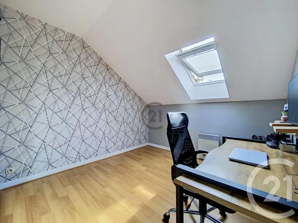 Appartement F3 à vendre  3 pièces - 42,60 m 2   TROYES  - 10