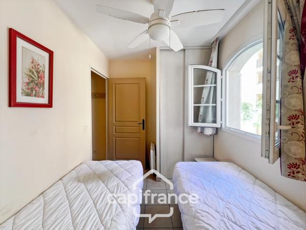 Domaine de Pont royal, BEL APPARTEMENT de 58 m2 REZ DE CHAUSSEE, DOUBLE TERRASSE 40 m2, PARKING SOUS TERRAIN, PISCINE