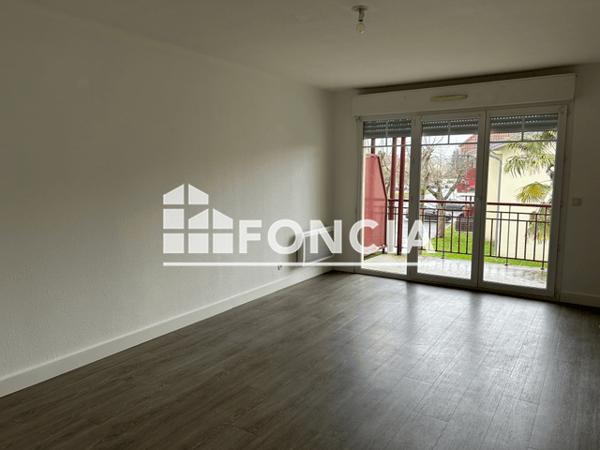 Location Appartement 4 pièces 76.07 m² - 1 RUE COTTAGE DES TOURTERELLES Pau 64000